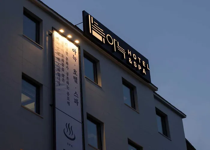 Hotel Anook And Jongno Anguk 1st Seul