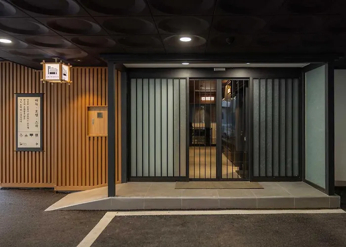 Anook And Jongno Anguk 1st Hotel Seul
